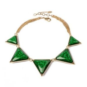 Amrita Singh purple/evergreen necklace